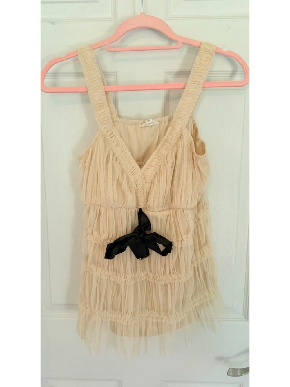 Lucky Brand Cream Sleeveless V-neck Tired Blouse Size Medium - Picture 1 of 5